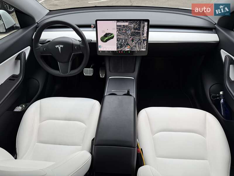 Внедорожник / Кроссовер Tesla Model Y 2021 в Киеве