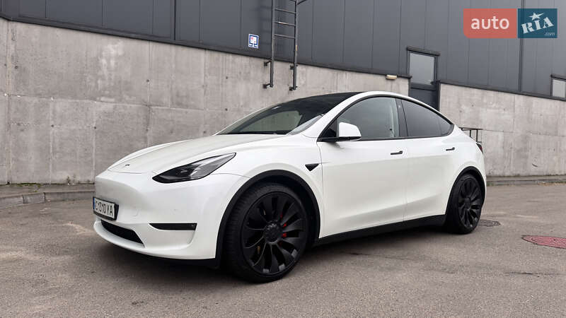 Позашляховик / Кросовер Tesla Model Y 2022 в Києві