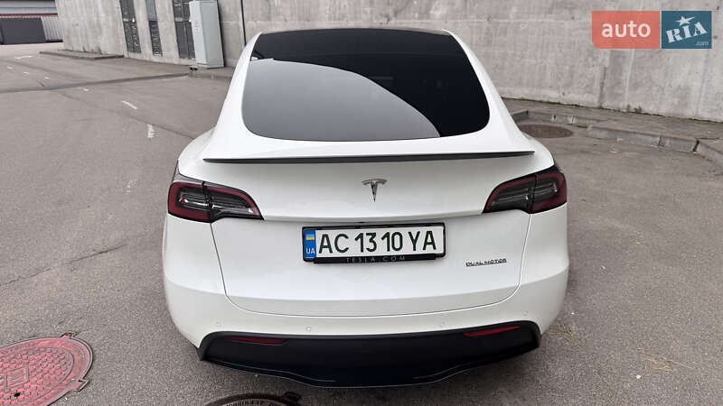 Позашляховик / Кросовер Tesla Model Y 2022 в Києві