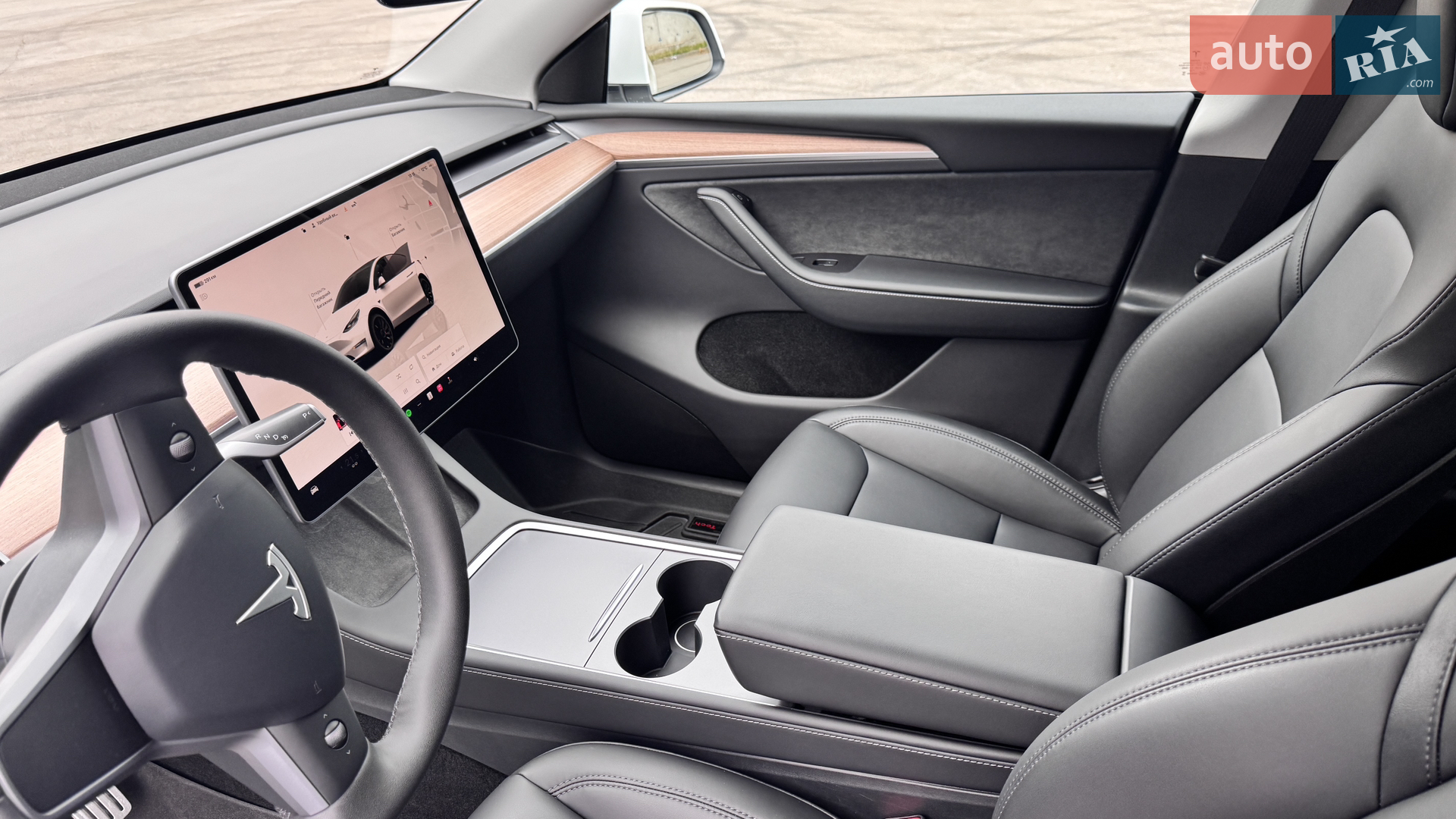 2022 Tesla Model Y - мініатюра 23