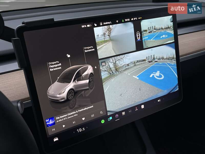 Позашляховик / Кросовер Tesla Model Y 2024 в Києві