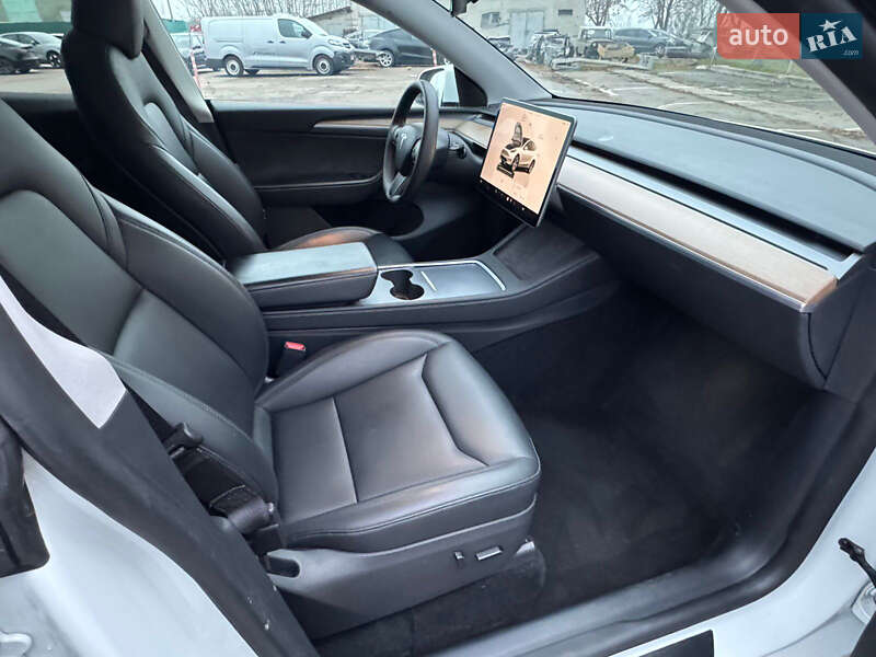 Позашляховик / Кросовер Tesla Model Y 2023 в Рівному