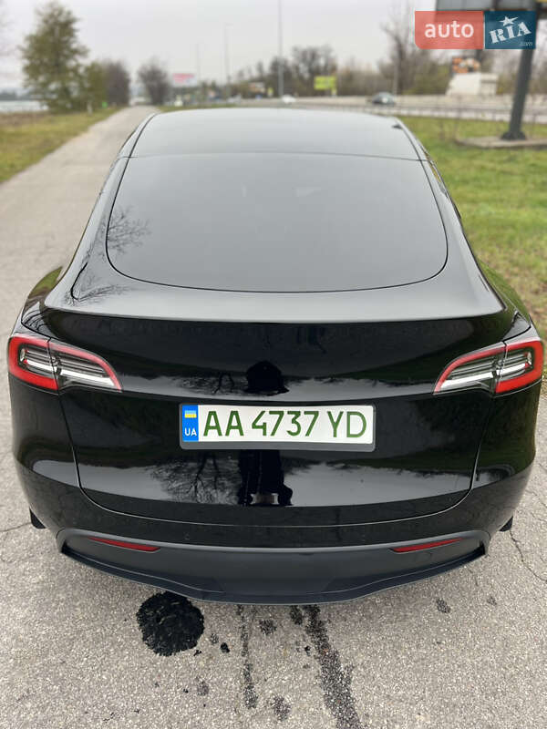 Позашляховик / Кросовер Tesla Model Y 2021 в Києві фото 7 Позашляховик / Кросовер Tesla Model Y 2021 в Києві