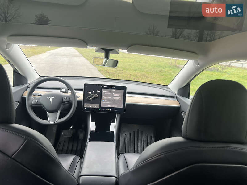 Позашляховик / Кросовер Tesla Model Y 2021 в Києві фото 12 Позашляховик / Кросовер Tesla Model Y 2021 в Києві