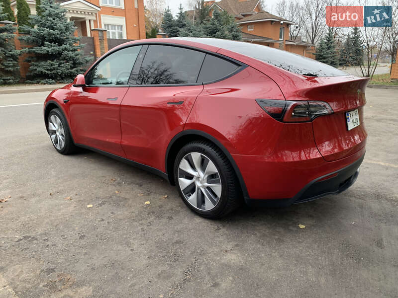 Позашляховик / Кросовер Tesla Model Y 2023 в Києві