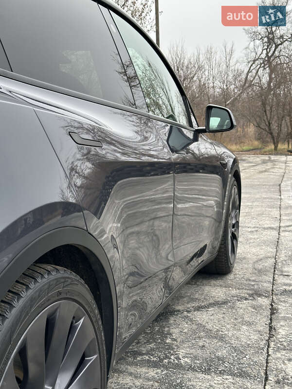 Внедорожник / Кроссовер Tesla Model Y 2021 в Харькове