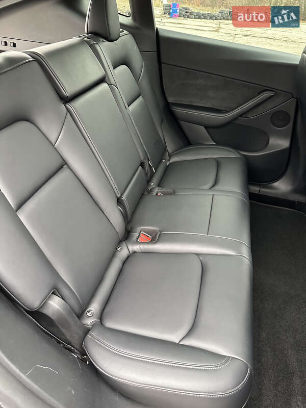 Внедорожник / Кроссовер Tesla Model Y 2021 в Харькове