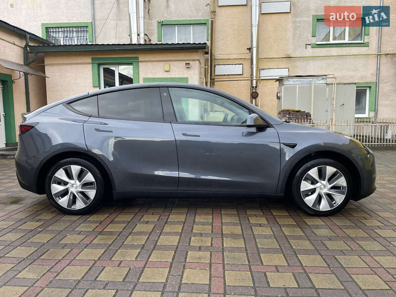 Позашляховик / Кросовер Tesla Model Y 2023 в Стрию фото 28 Позашляховик / Кросовер Tesla Model Y 2023 в Стрию
