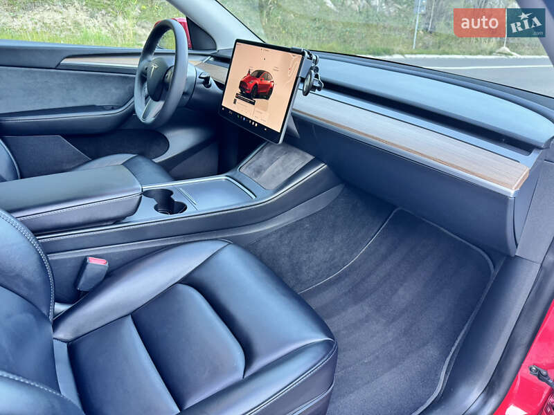 Позашляховик / Кросовер Tesla Model Y 2022 в Львові фото 49 Позашляховик / Кросовер Tesla Model Y 2022 в Львові