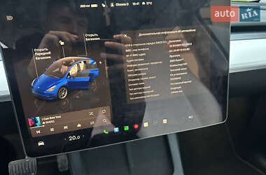 Внедорожник / Кроссовер Tesla Model Y 2024 в Копычинце