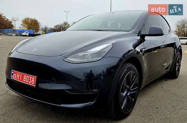 Позашляховик / Кросовер Tesla Model Y 2024 в Дніпрі