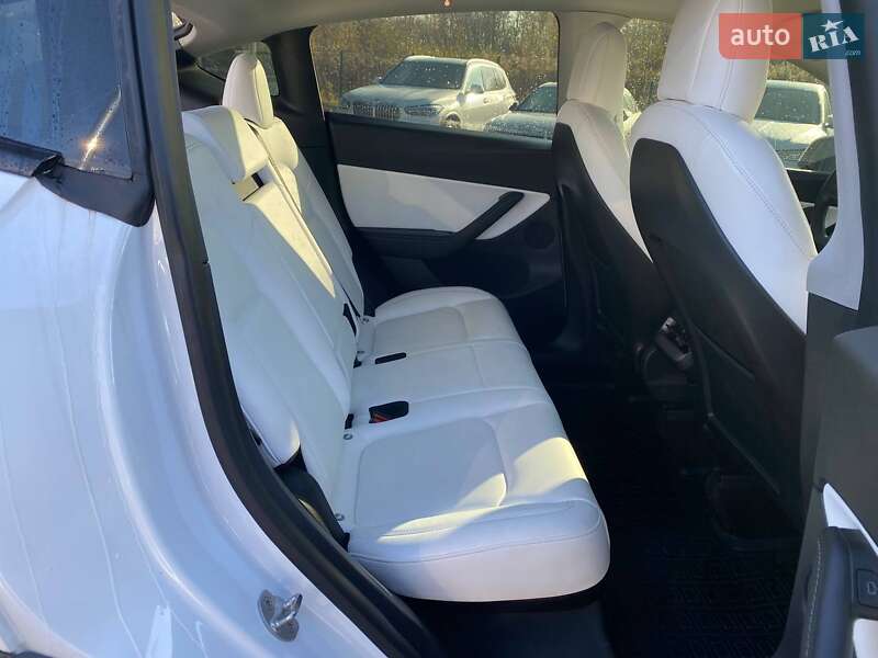 Позашляховик / Кросовер Tesla Model Y 2021 в Львові фото 20 Позашляховик / Кросовер Tesla Model Y 2021 в Львові