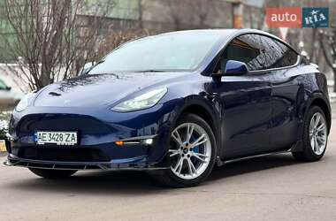 Позашляховик / Кросовер Tesla Model Y 2023 в Луцьку