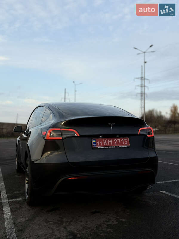 Внедорожник / Кроссовер Tesla Model Y 2024 в Ровно