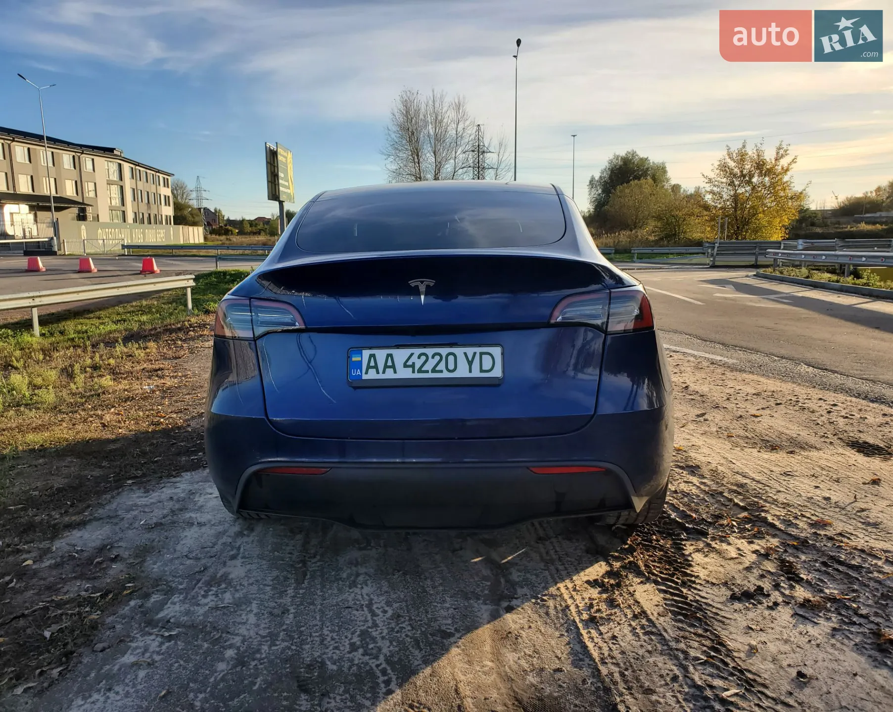 2022 Tesla Model Y - мініатюра 2