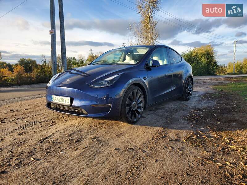 Tesla Model Y 2022 Tesla Model Y 2022