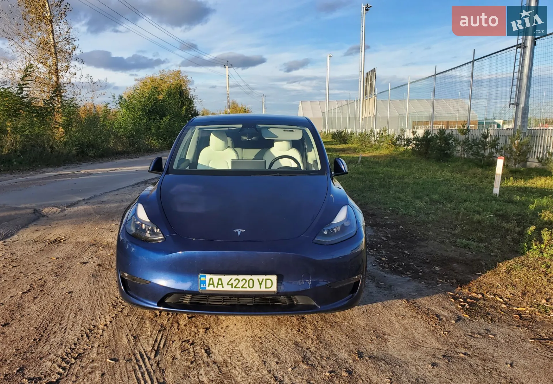 2022 Tesla Model Y - мініатюра 3