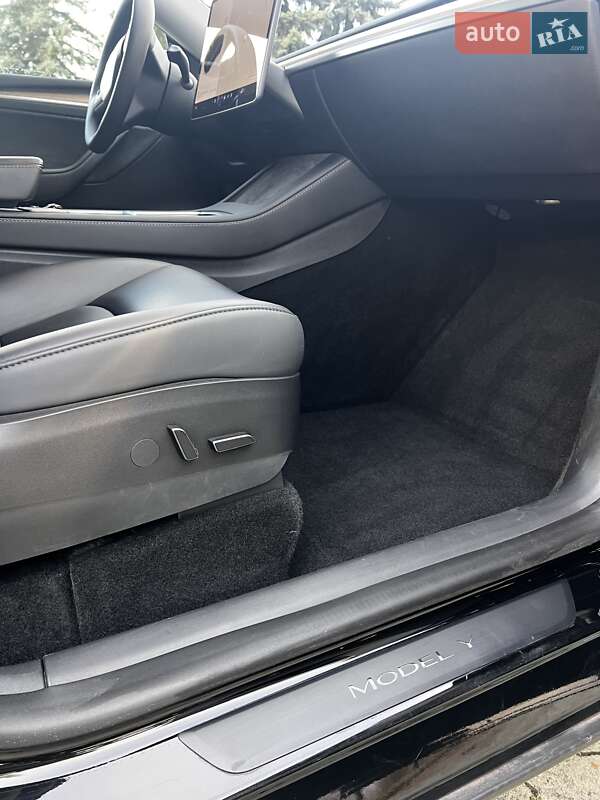 Внедорожник / Кроссовер Tesla Model Y 2023 в Дубно фото 11 Внедорожник / Кроссовер Tesla Model Y 2023 в Дубно