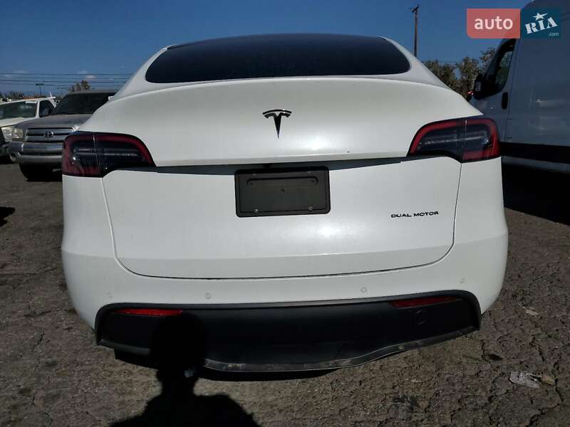 Позашляховик / Кросовер Tesla Model Y 2022 в Хмельницькому фото 6 Позашляховик / Кросовер Tesla Model Y 2022 в Хмельницькому