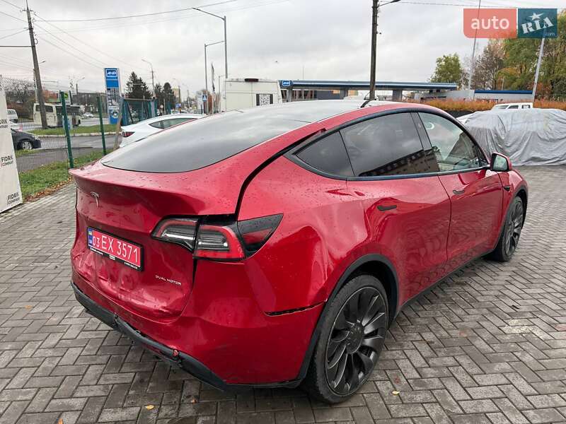 Позашляховик / Кросовер Tesla Model Y 2020 в Луцьку