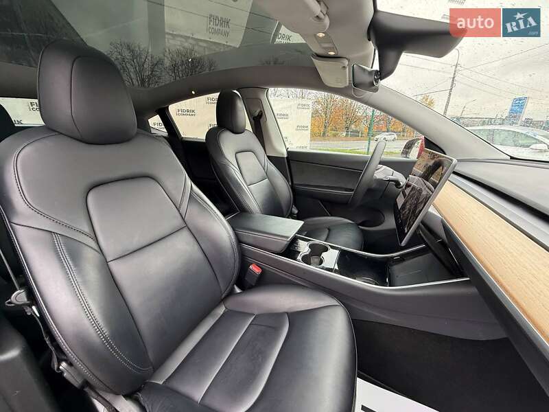 Позашляховик / Кросовер Tesla Model Y 2020 в Луцьку