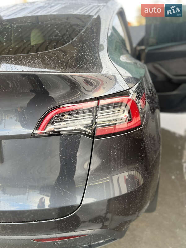 Внедорожник / Кроссовер Tesla Model Y 2024 в Самборе