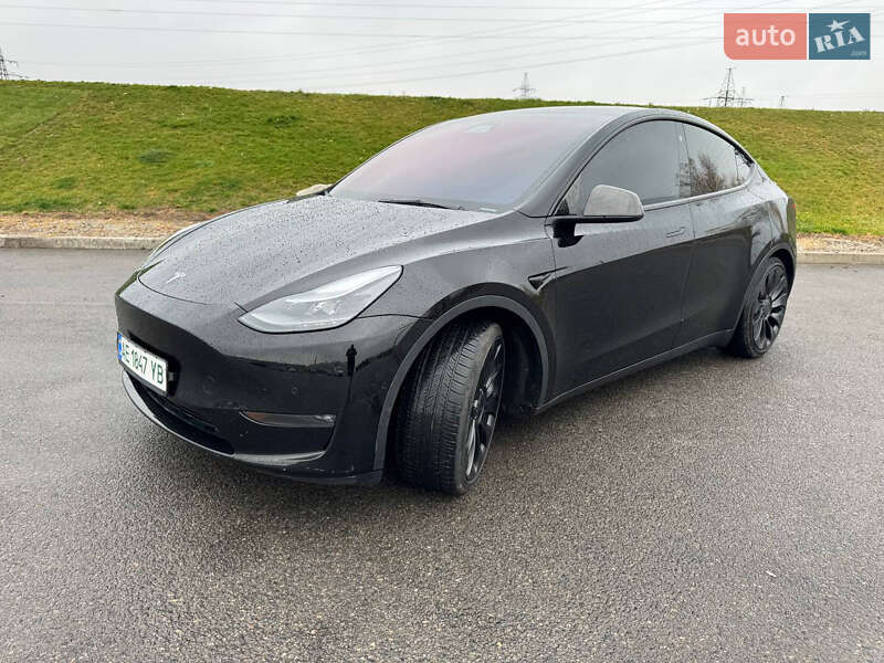 Позашляховик / Кросовер Tesla Model Y 2022 в Дніпрі