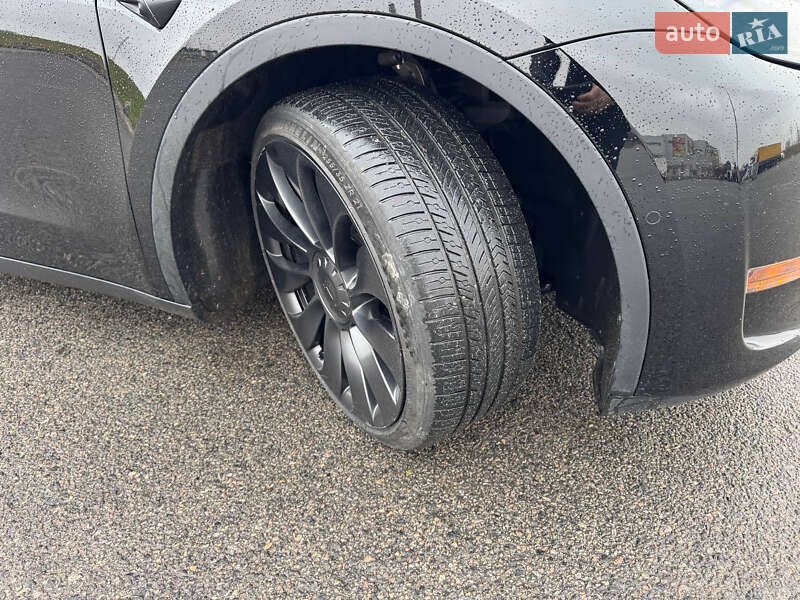 Позашляховик / Кросовер Tesla Model Y 2022 в Дніпрі