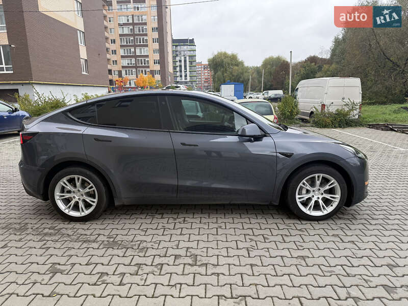 Внедорожник / Кроссовер Tesla Model Y 2023 в Хмельницком