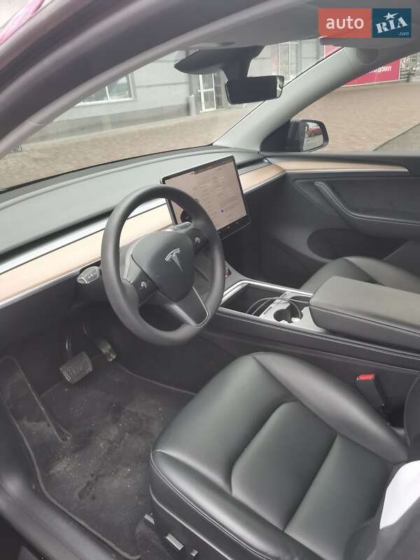 Позашляховик / Кросовер Tesla Model Y 2023 в Полтаві фото 5 Позашляховик / Кросовер Tesla Model Y 2023 в Полтаві
