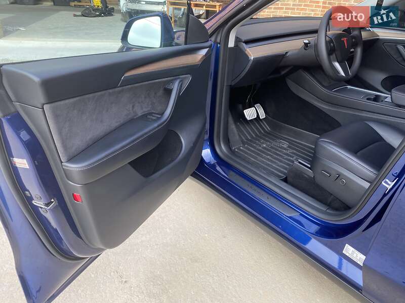 Внедорожник / Кроссовер Tesla Model Y 2023 в Луцке фото 18 Внедорожник / Кроссовер Tesla Model Y 2023 в Луцке