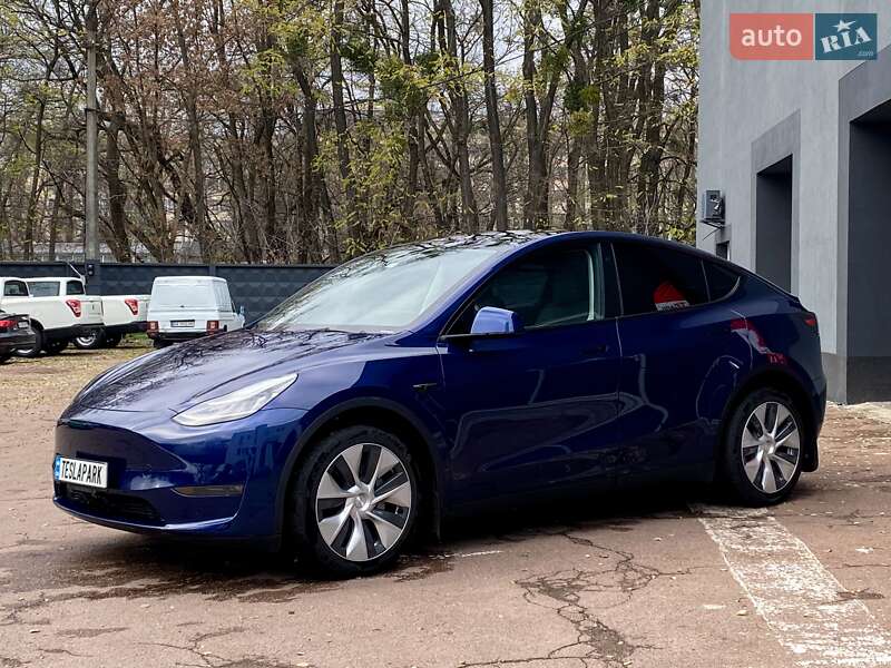 Внедорожник / Кроссовер Tesla Model Y 2023 в Киеве фото 4 Внедорожник / Кроссовер Tesla Model Y 2023 в Киеве