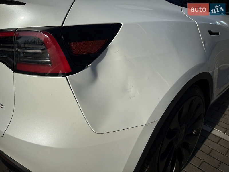 Внедорожник / Кроссовер Tesla Model Y 2023 в Луцке фото 45 Внедорожник / Кроссовер Tesla Model Y 2023 в Луцке