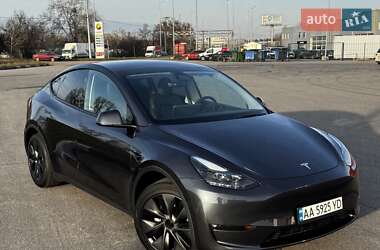 Позашляховик / Кросовер Tesla Model Y 2025 в Києві