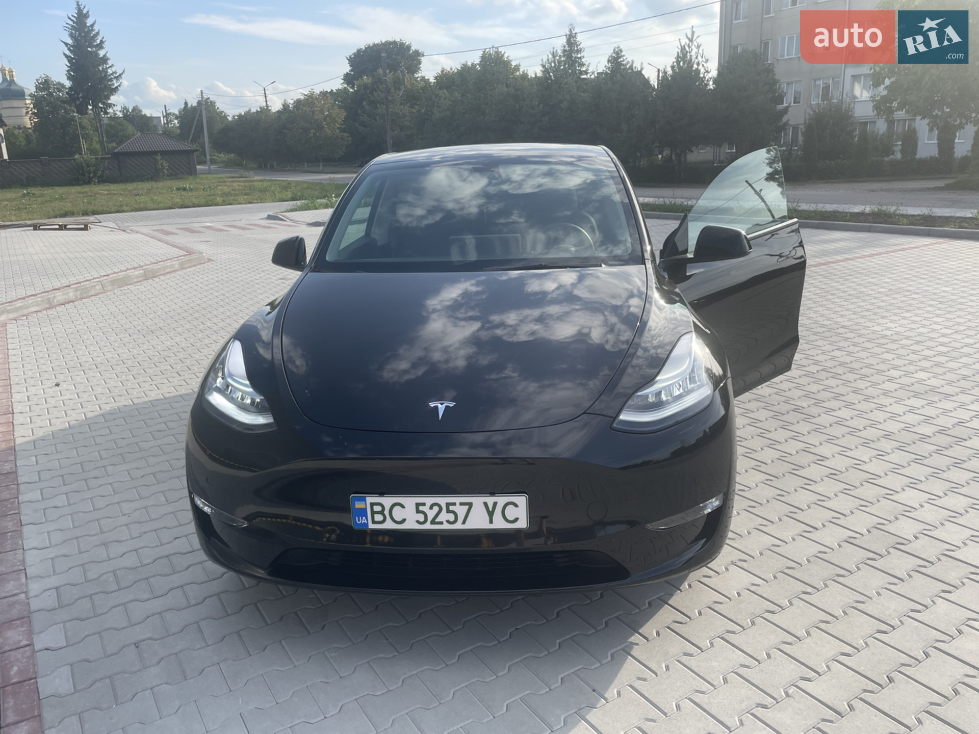 2021 Tesla Model Y - фото 1