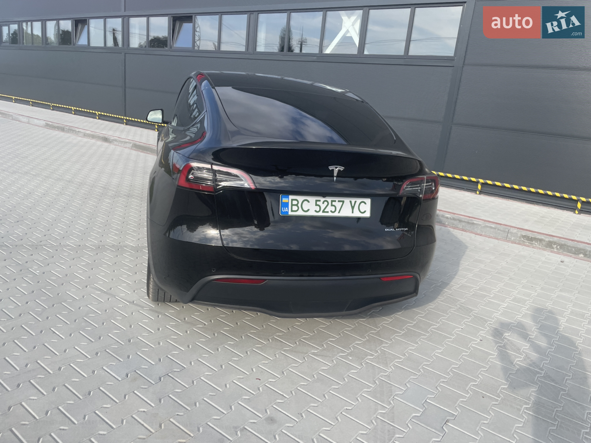 2021 Tesla Model Y - мініатюра 2