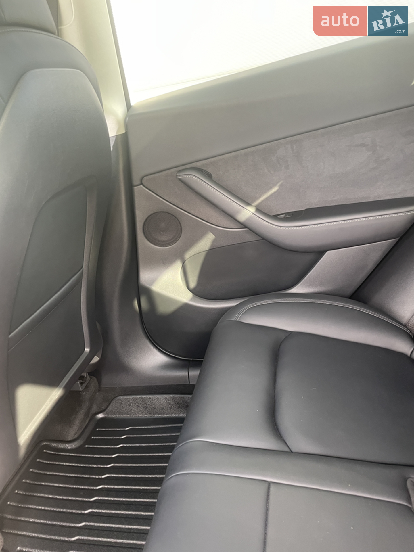 2021 Tesla Model Y - мініатюра 72