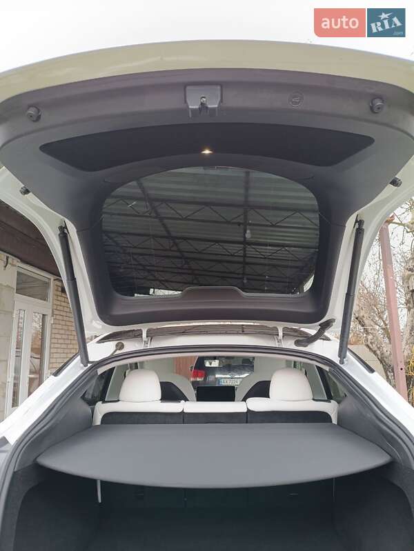 Внедорожник / Кроссовер Tesla Model Y 2022 в Мерефа фото 18 Внедорожник / Кроссовер Tesla Model Y 2022 в Мерефа