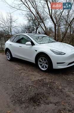 Позашляховик / Кросовер Tesla Model Y 2022 в Харкові