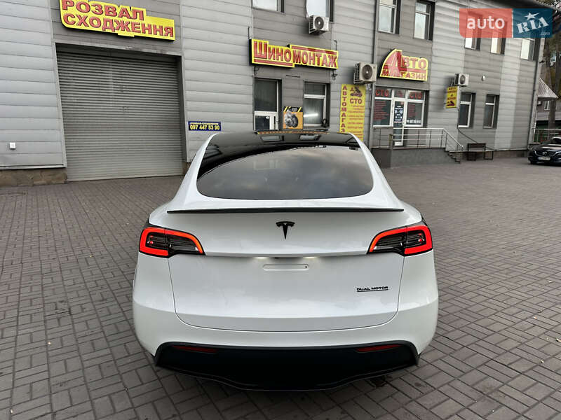 Внедорожник / Кроссовер Tesla Model Y 2023 в Днепре фото 7 Внедорожник / Кроссовер Tesla Model Y 2023 в Днепре