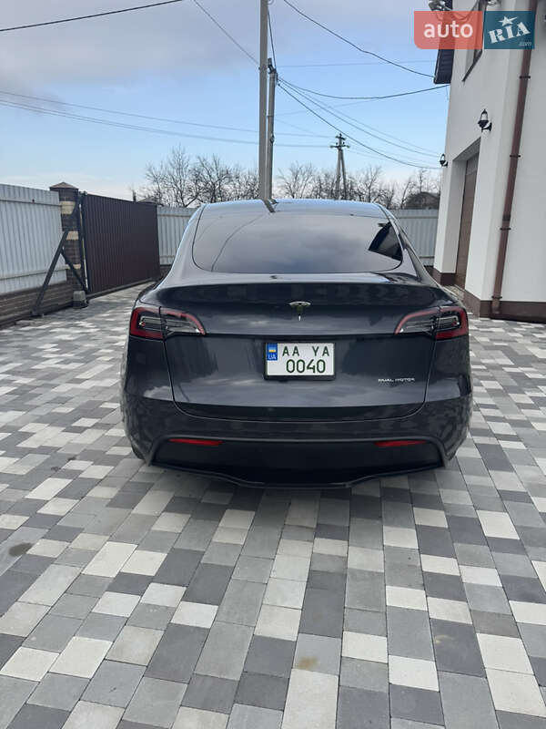 Внедорожник / Кроссовер Tesla Model Y 2022 в Броварах