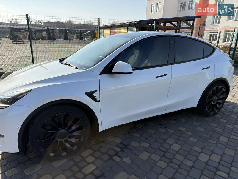 Позашляховик / Кросовер Tesla Model Y 2022 в Вінниці фото 3 Позашляховик / Кросовер Tesla Model Y 2022 в Вінниці