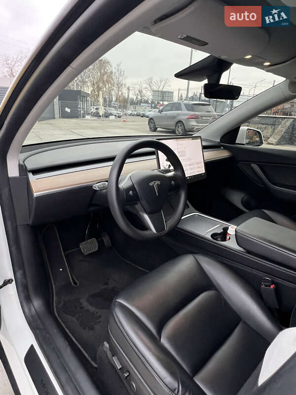 Позашляховик / Кросовер Tesla Model Y 2021 в Білій Церкві фото 20 Позашляховик / Кросовер Tesla Model Y 2021 в Білій Церкві