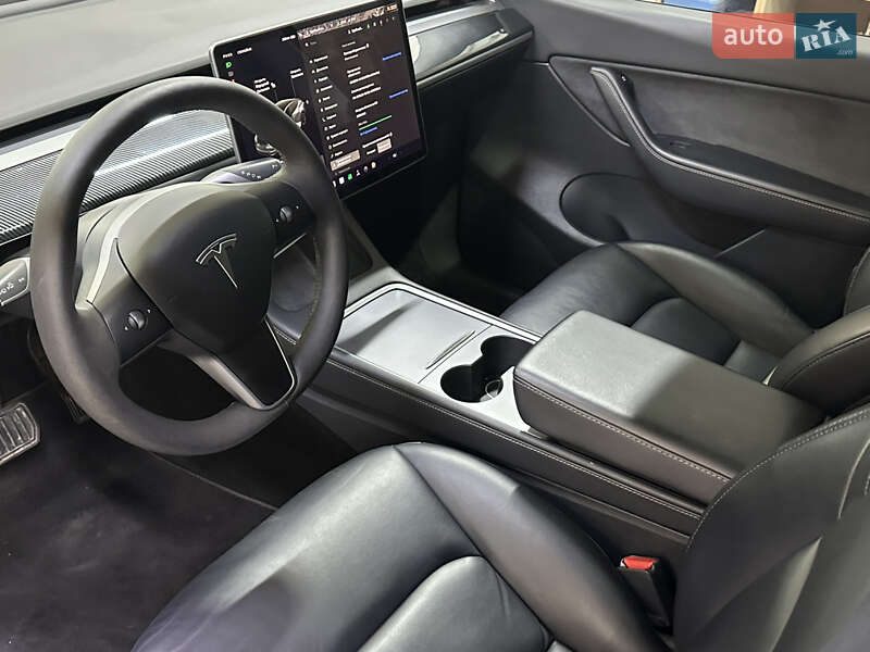 Внедорожник / Кроссовер Tesla Model Y 2021 в Ровно фото 12 Внедорожник / Кроссовер Tesla Model Y 2021 в Ровно