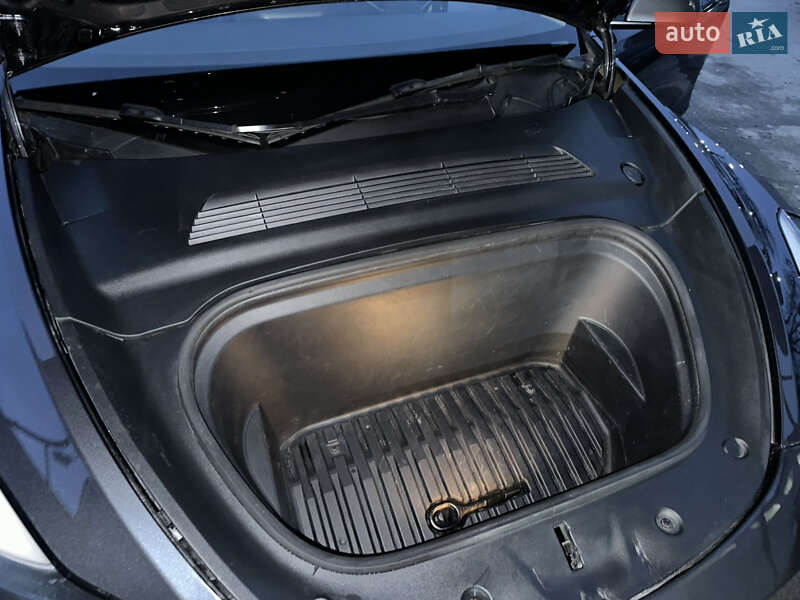 Внедорожник / Кроссовер Tesla Model Y 2021 в Ровно фото 15 Внедорожник / Кроссовер Tesla Model Y 2021 в Ровно