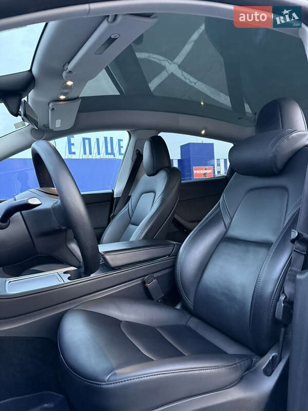 Внедорожник / Кроссовер Tesla Model Y 2023 в Каменец-Подольском
