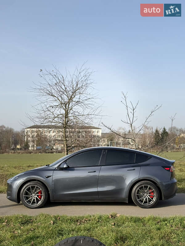 Позашляховик / Кросовер Tesla Model Y 2022 в Івано-Франківську фото 2 Позашляховик / Кросовер Tesla Model Y 2022 в Івано-Франківську