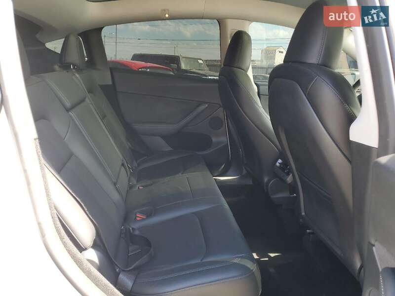 Позашляховик / Кросовер Tesla Model Y 2023 в Івано-Франківську фото 10 Позашляховик / Кросовер Tesla Model Y 2023 в Івано-Франківську