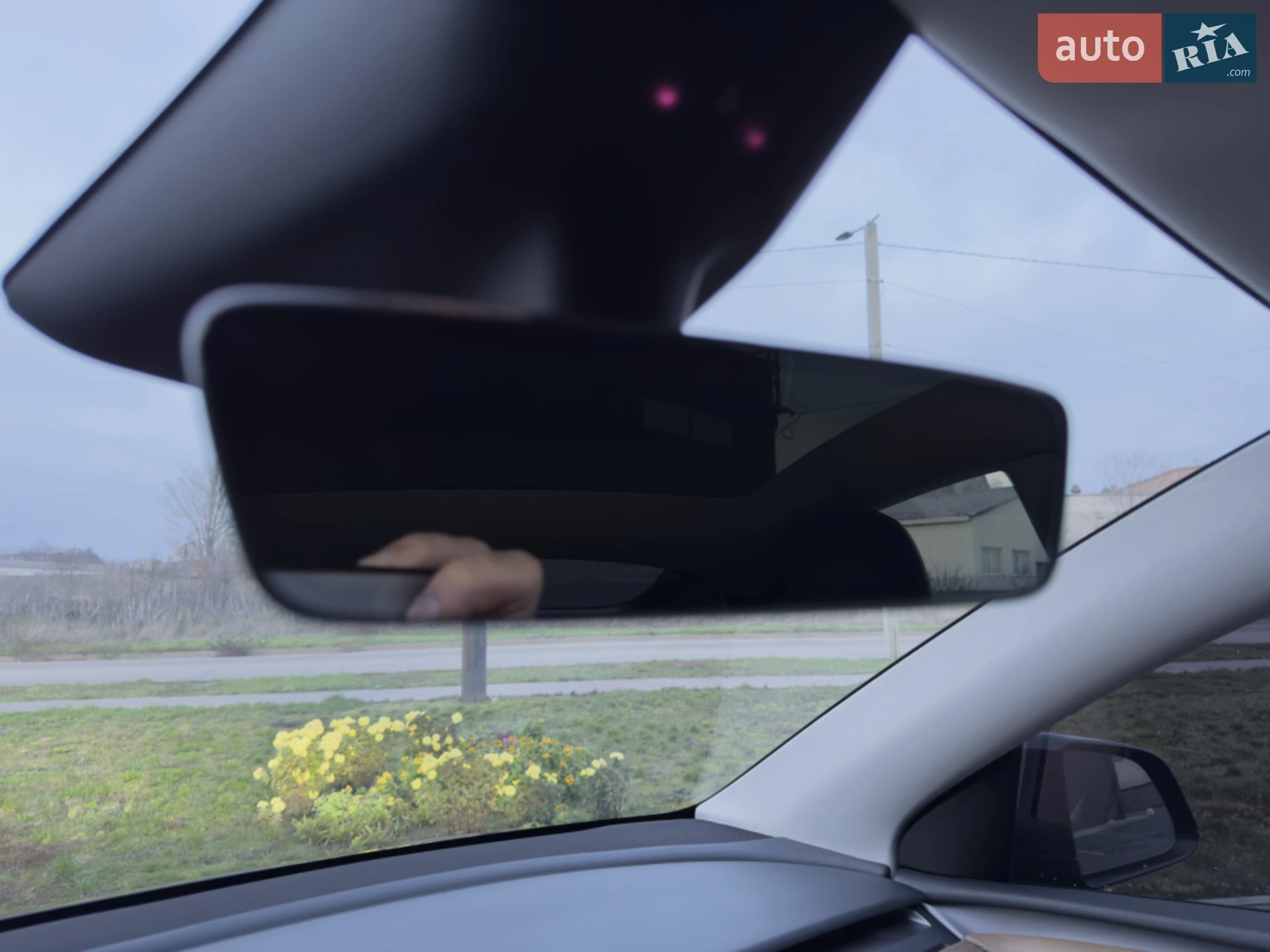 2023 Tesla Model Y - мініатюра 24