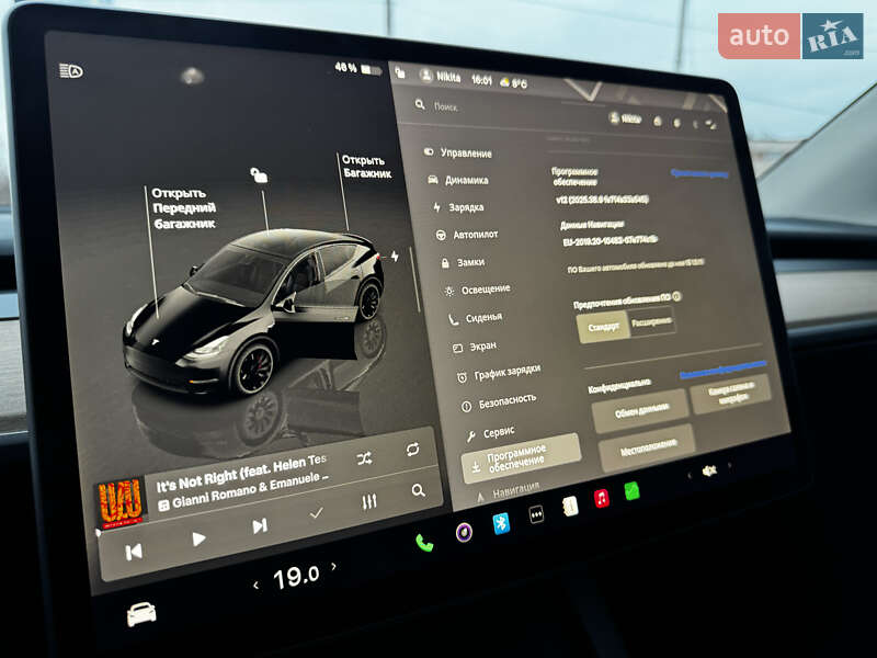 Позашляховик / Кросовер Tesla Model Y 2023 в Києві